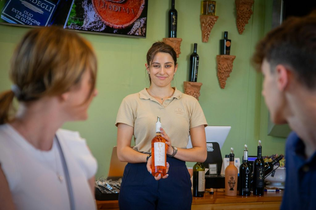 Chianti: Wine & Olive Oil Tasting with Guided Tour + Roundtrip from Florence
