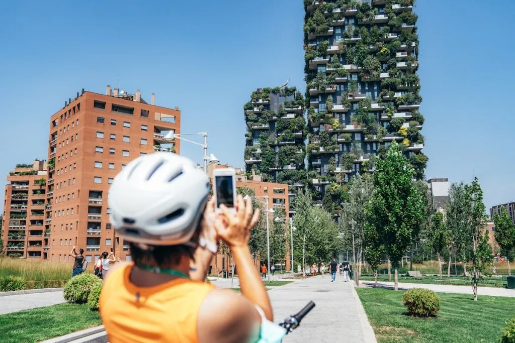 Milano: Tour in E-Bike dei punti salienti della città