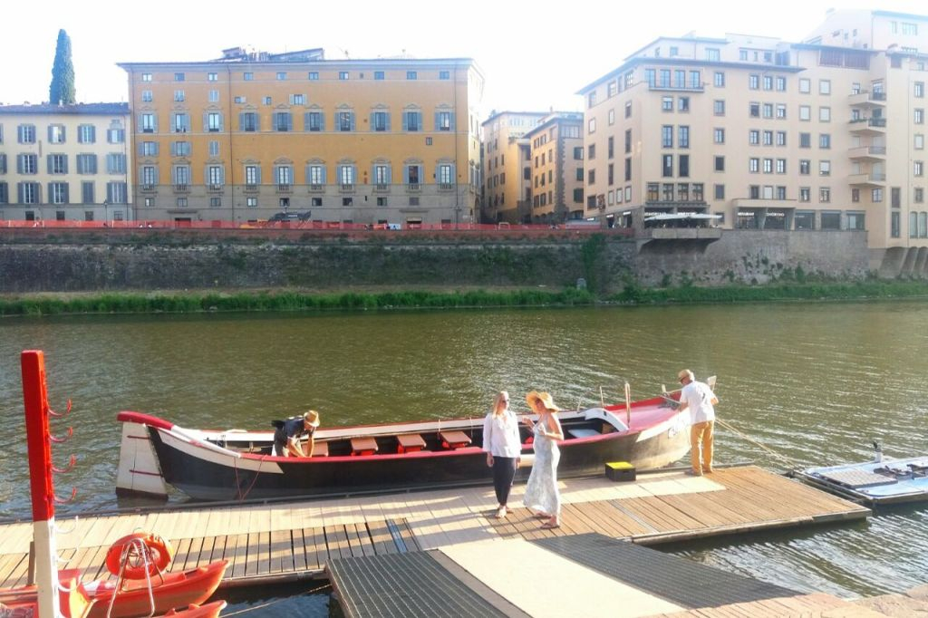 Florence: Barchetto River Cruise on the Arno