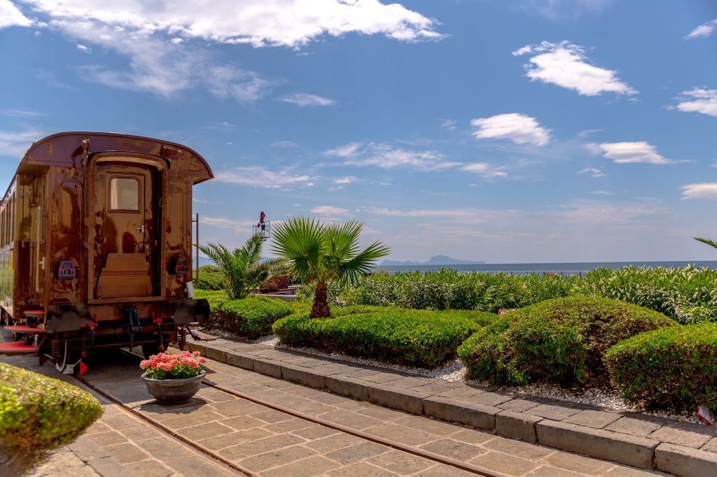 Pietrarsa Railway Museum: Transport from Naples + Entry Ticket + Guided Tour