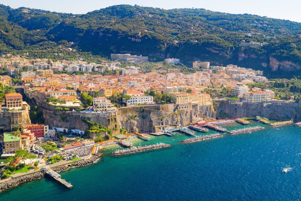 Amalfi Coast, Sorrento & Pompei: Entry Ticket + Rountrip From Naples
