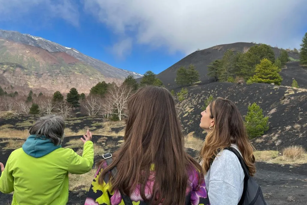 Monte Etna: Tour di trekking da Taormina + pranzo
