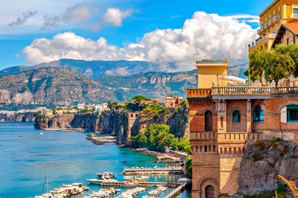 Capri and Sorrento: Boat Tour from Naples + Ice Cream Tasting