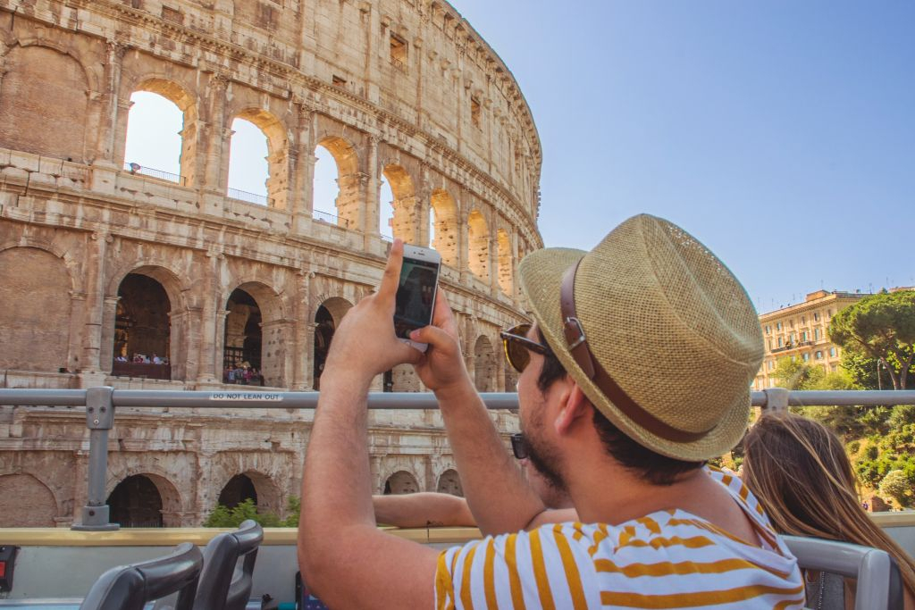 Rome: Hop-on Hop-off Bus Tour + Civitavecchia Cruise Port Transfer