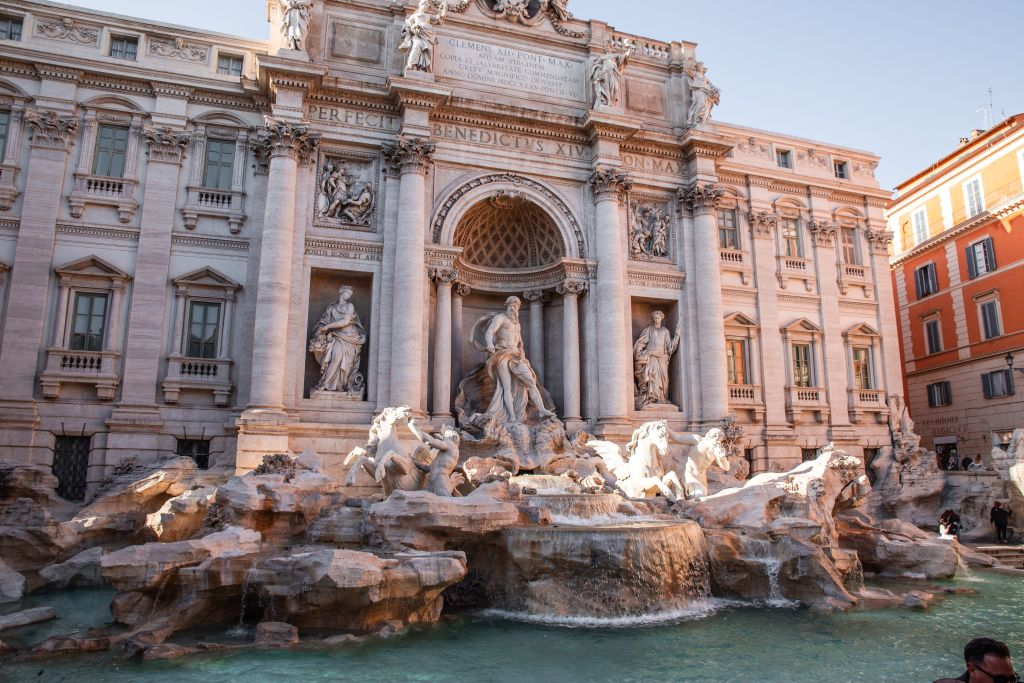 Rome: Eternal City Highlights Minivan Tour