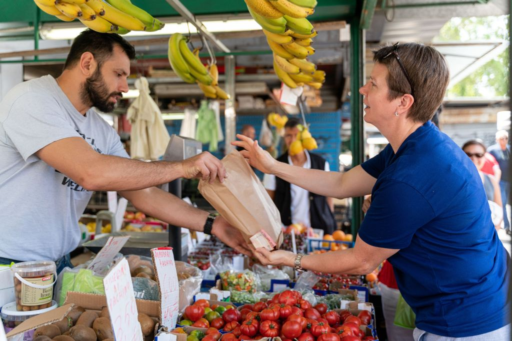Milán: Visita al mercado y cena en casa de un lugareño