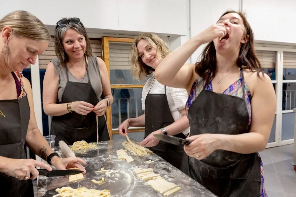Florence: Fresh Pasta and Tiramisu Cooking Class