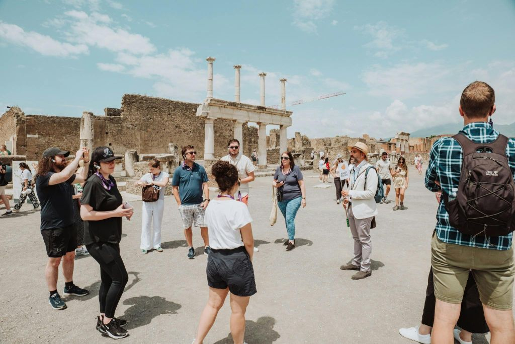 Pompeii & Herculaneum: Skip The Line Ticket + Guided Day Trip from Naples