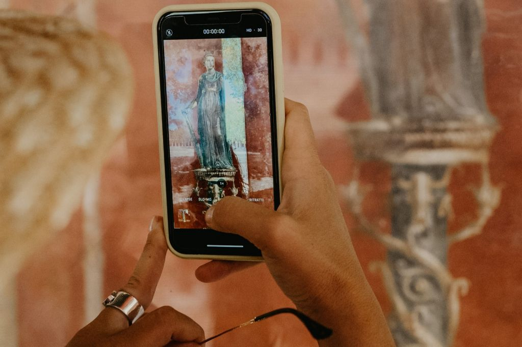 Pompeii: Guided Tour + Roundtrip by Train from Naples