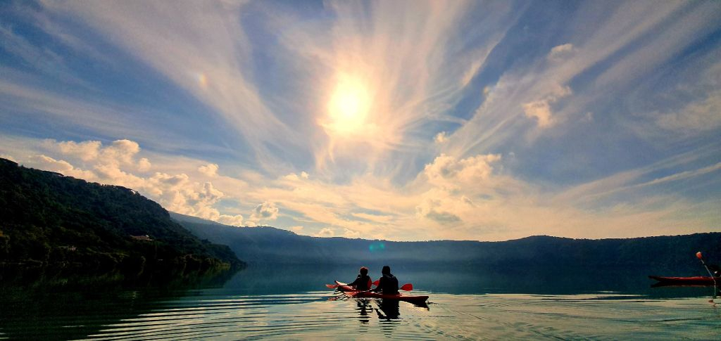 Lake Albano Kayak Tour