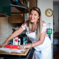 Rome: Market Tour + Dining Experience at Local's Home