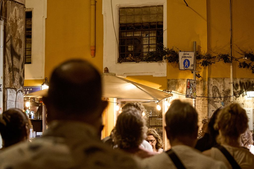 Rome: Small-Group Night Food Tour