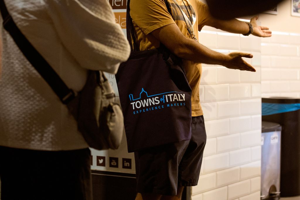 Rome: Small-Group Night Food Tour