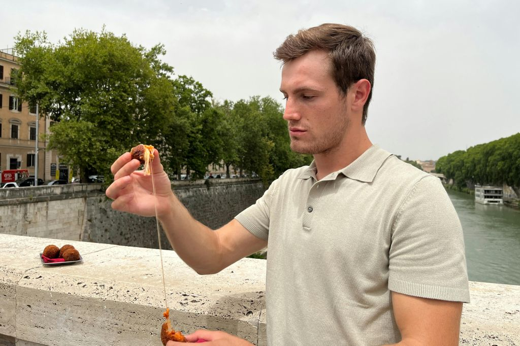 Rome: Small-Group Night Food Tour