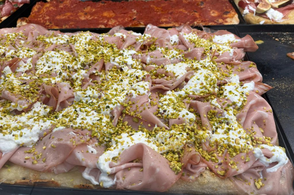 Rome: Small-Group Night Food Tour
