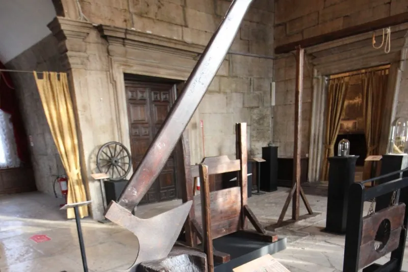 Venice in the Middle Ages: Documents and Torture Instruments