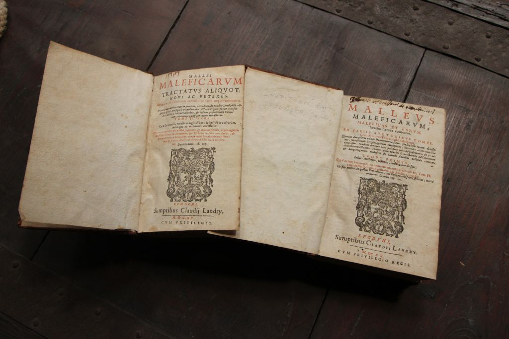 Venice in the Middle Ages: Documents and Torture Instruments