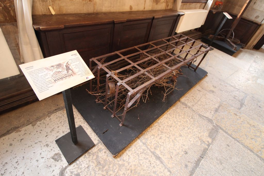 Venice in the Middle Ages: Documents and Torture Instruments