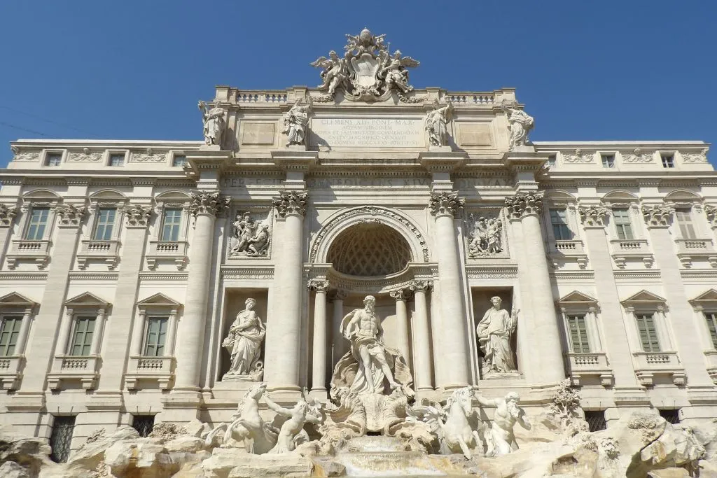 Rome: Famous Squares and Fountains Walking Tour