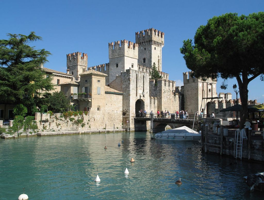 Verona e Lago di Garda: Gita in Giornata da Milano