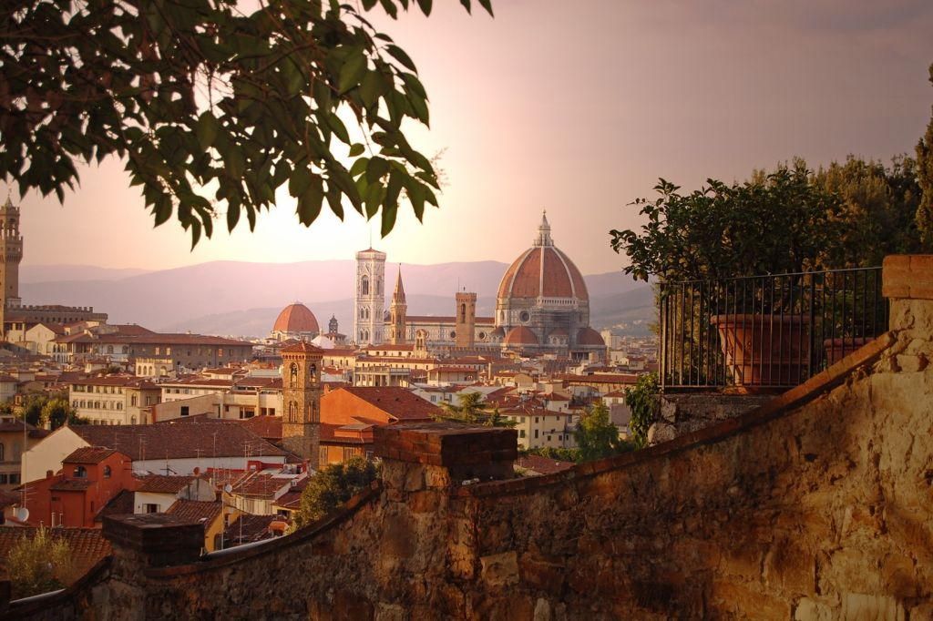 Florence: Guided Walking Tour + Roundtrip from Rome