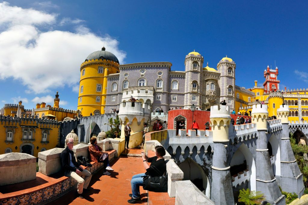 Park and National Palace of Pena: Priority Entrance