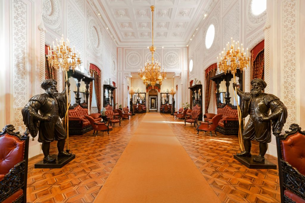 Park and National Palace of Pena: Priority Entrance