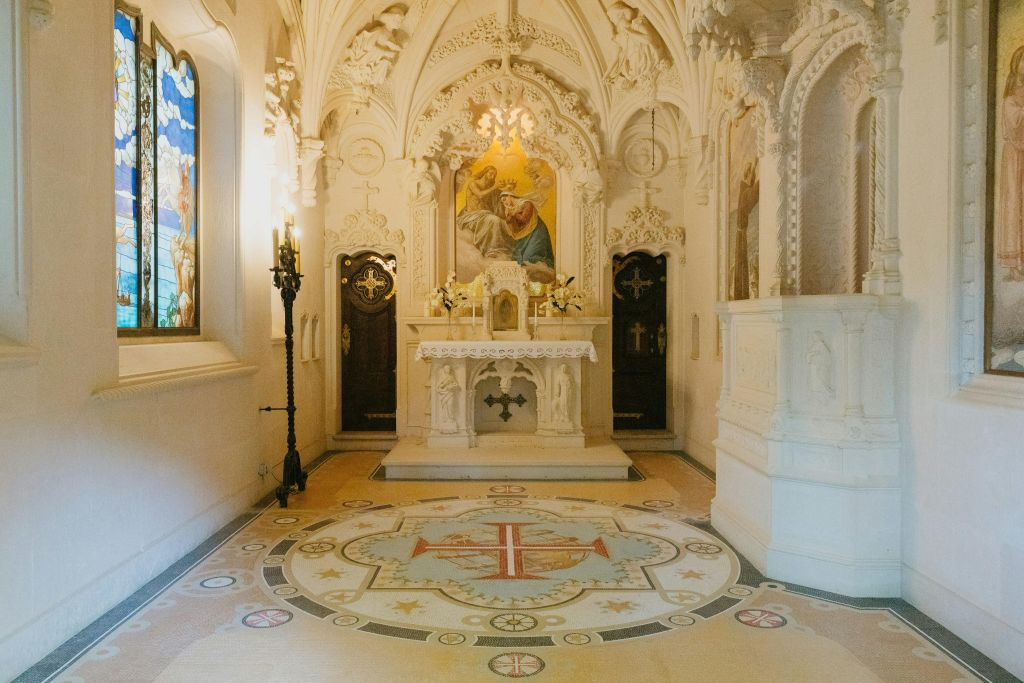 Quinta da Regaleira: Skip The Line Ticket + Guided Tour