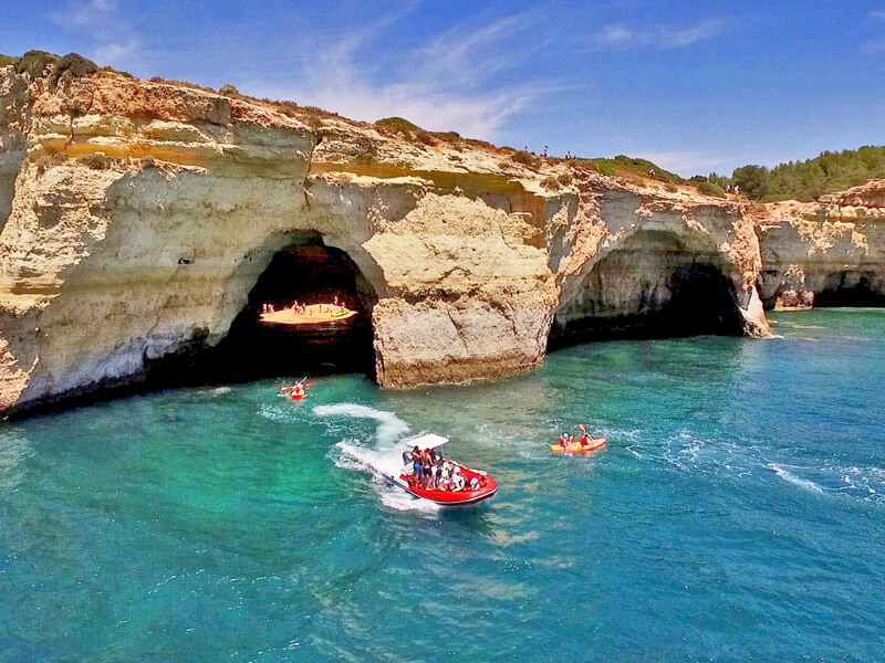 Benagil & Coastline: Full Caves Circuit Boat Tour from Portimão
