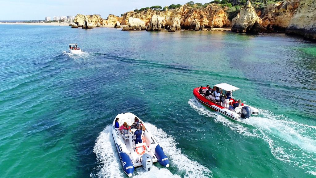 Benagil et la côte : Circuit complet des grottes en bateau depuis Portimão