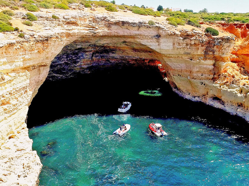 Benagil et la côte : Circuit complet des grottes en bateau depuis Portimão