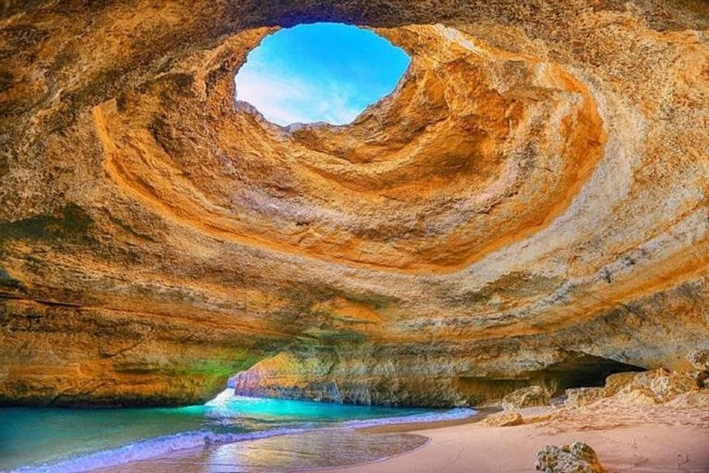 Benagil et la côte : Circuit complet des grottes en bateau depuis Portimão