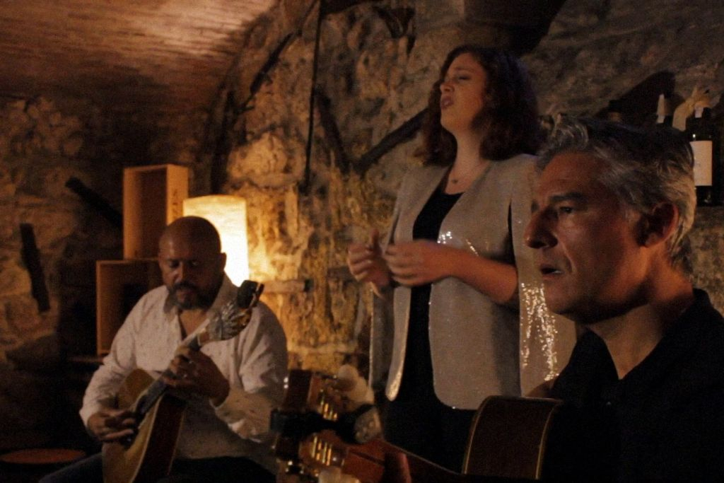 Porto: A Casa do Fado - Ribeira