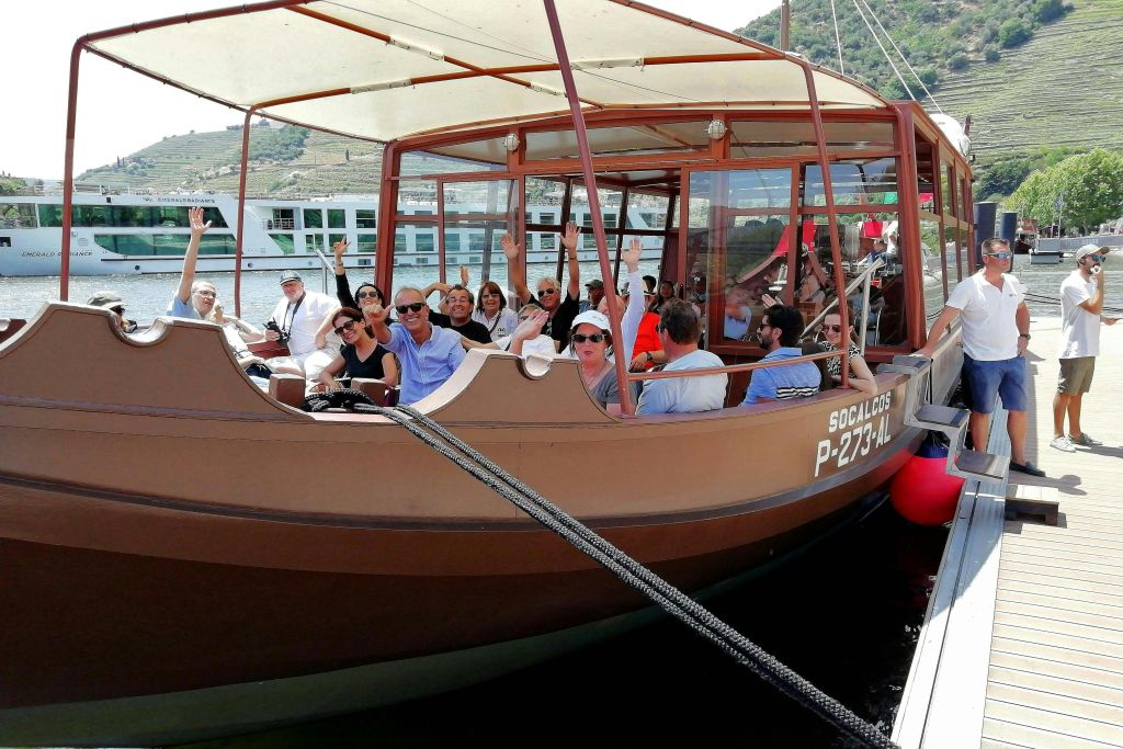 Douro Valley: Day Trip from Porto with Cruise + Port Wine Tasting