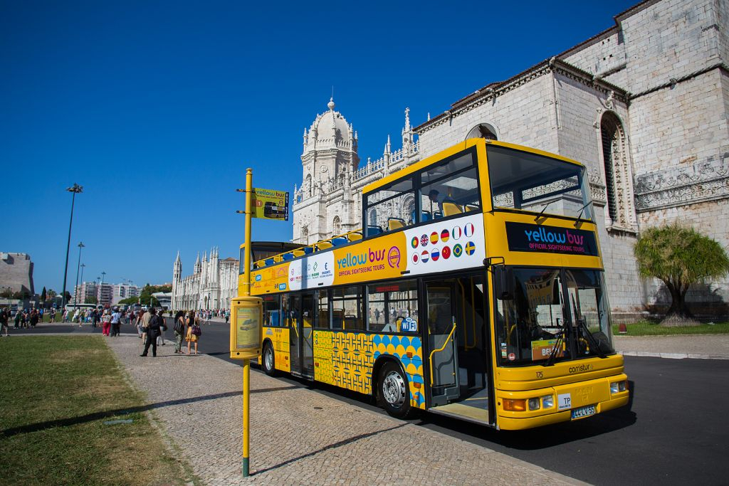Lisbon: 72 or 96-Hour Hop-on Hop-off Bus, Boat, and Tram All-in-One tour