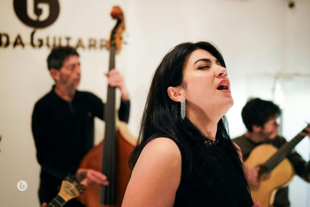 Porto: Fado by Casa da Guitarra