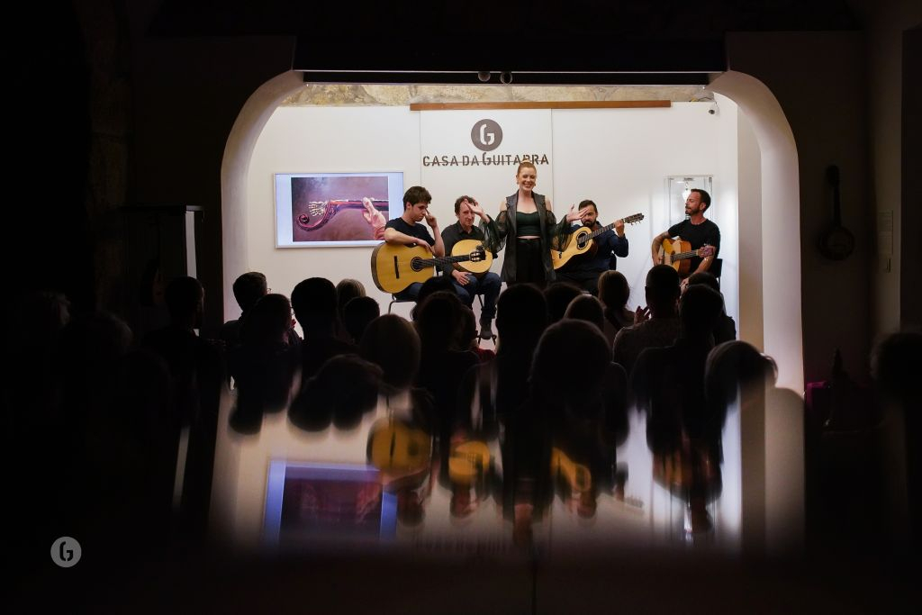 Porto: Fado by Casa da Guitarra