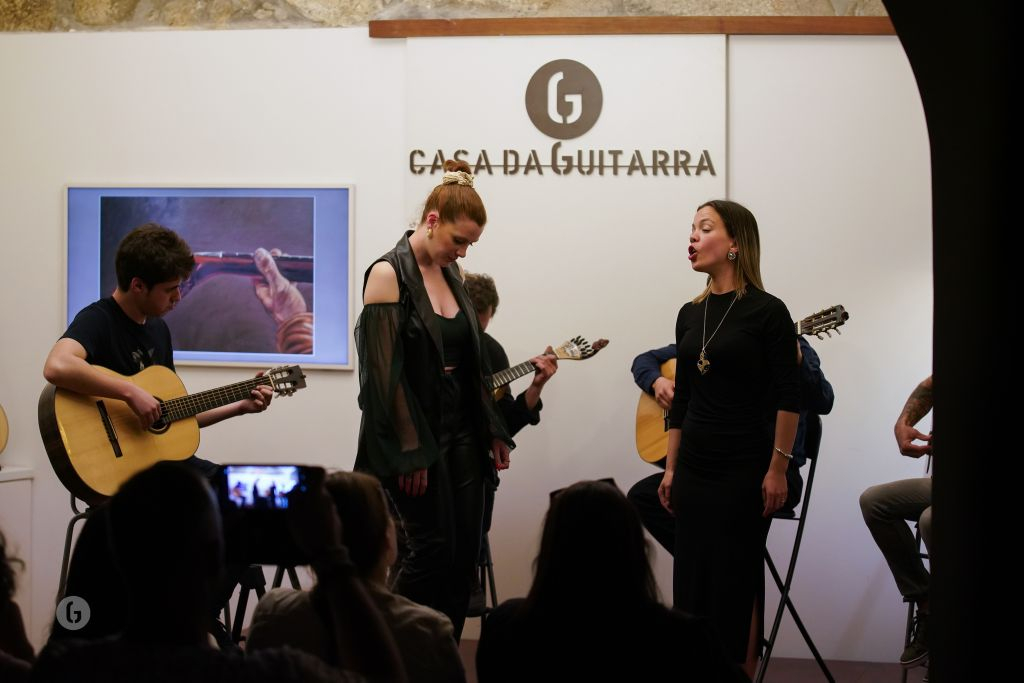 Porto: Fado by Casa da Guitarra