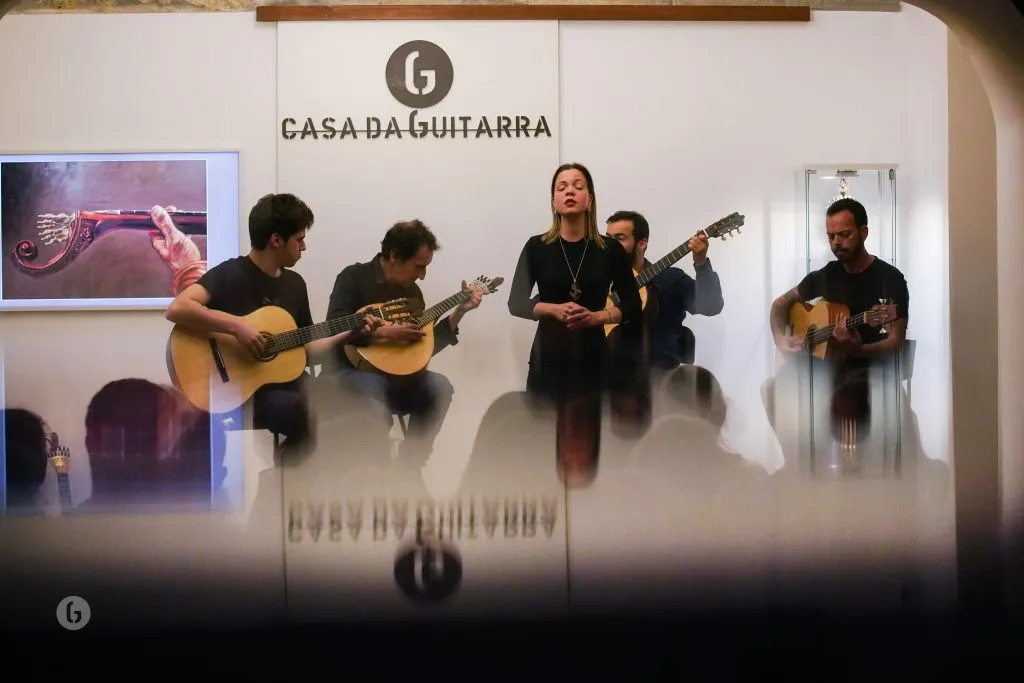 Porto: Fado by Casa da Guitarra