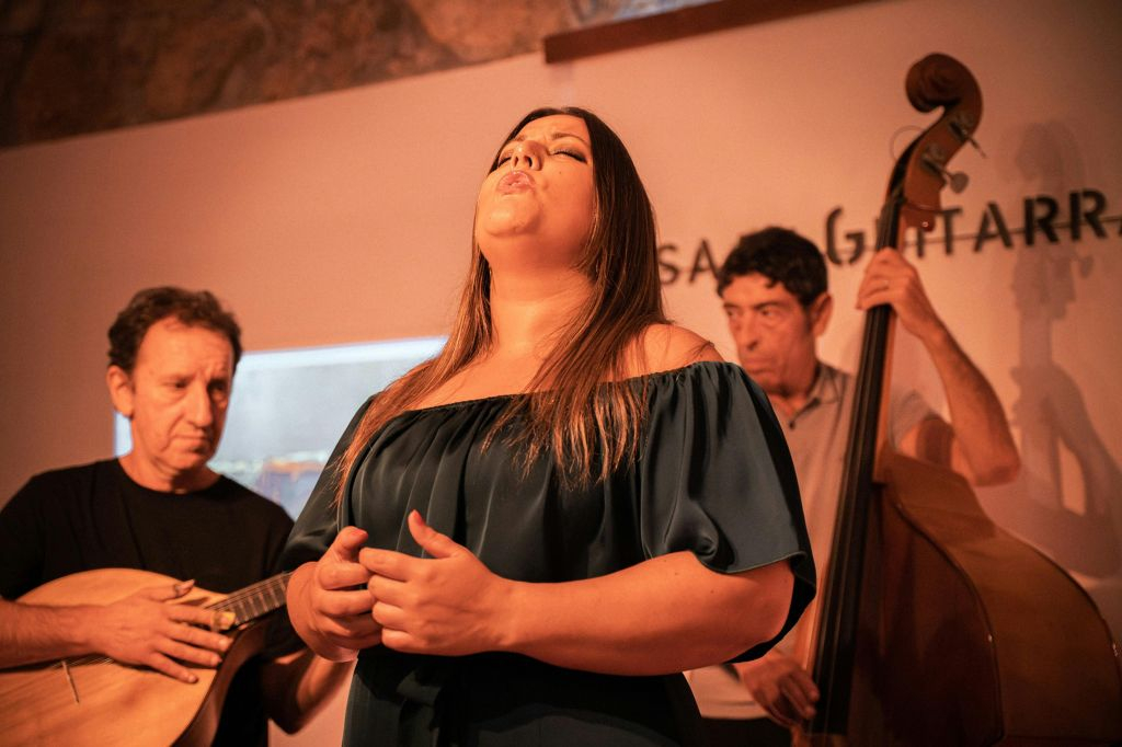 Porto: Fado by Casa da Guitarra