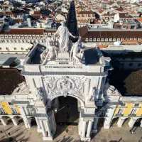 Rua Augusta Arch Viewpoint