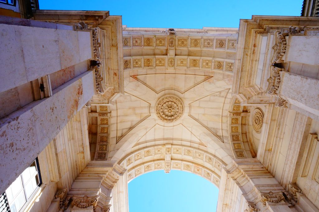Rua Augusta Arch Viewpoint