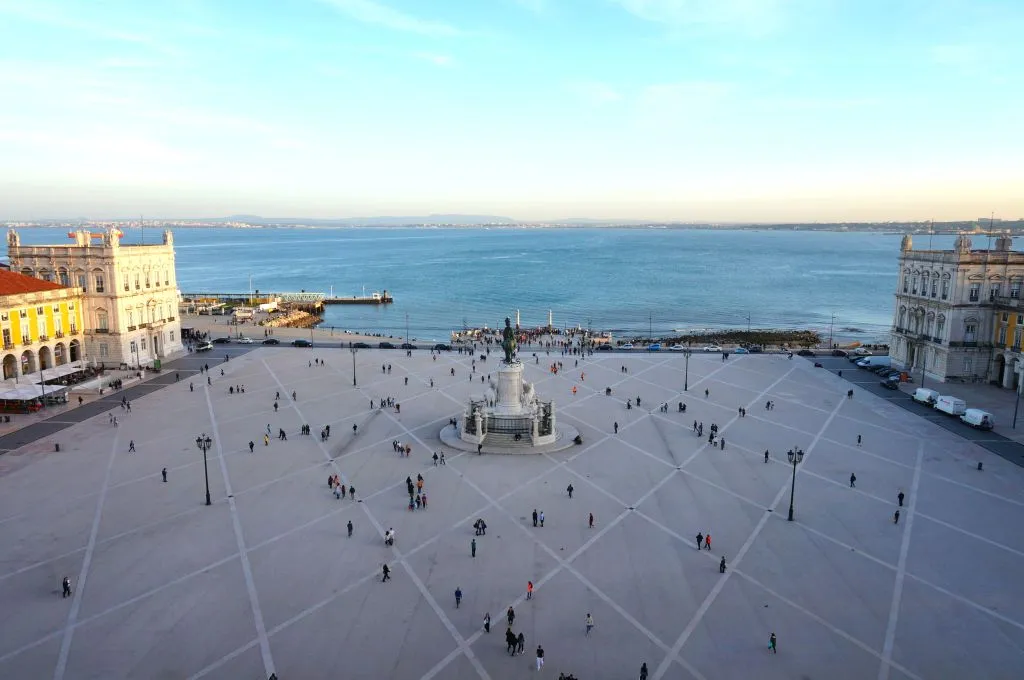 Rua Augusta Arch Viewpoint