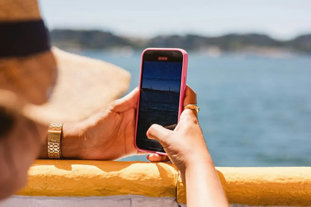 Lisbon: Hop-on Hop-off Boat Tour by Yellow Boat