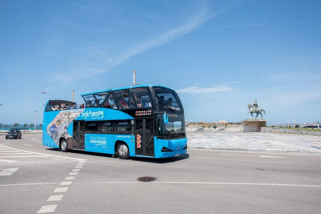 Porto: 48-Hr Hop-on Hop-off Bus + River Cruise + Wine Cellar
