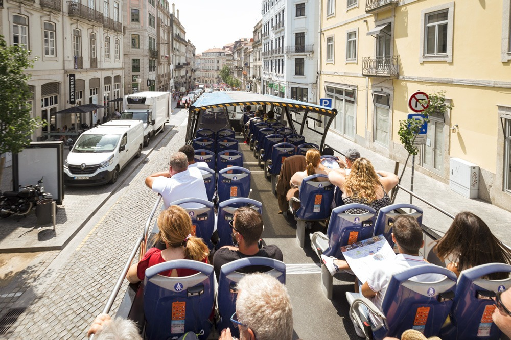 Porto: 48 ore di autobus Hop-on Hop-off + crociera sul fiume + cantina di vini