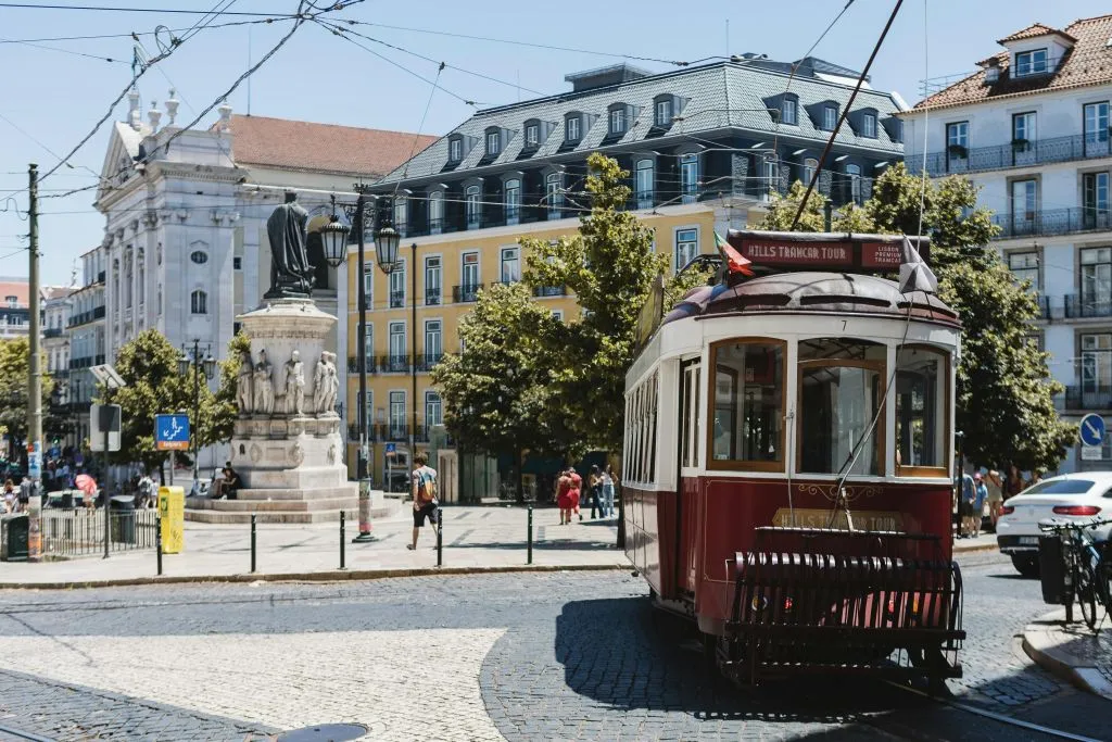 Yellow Bus Lisbon: 48-Hour Hop-on Hop-off Bus and Historic Hills Tram