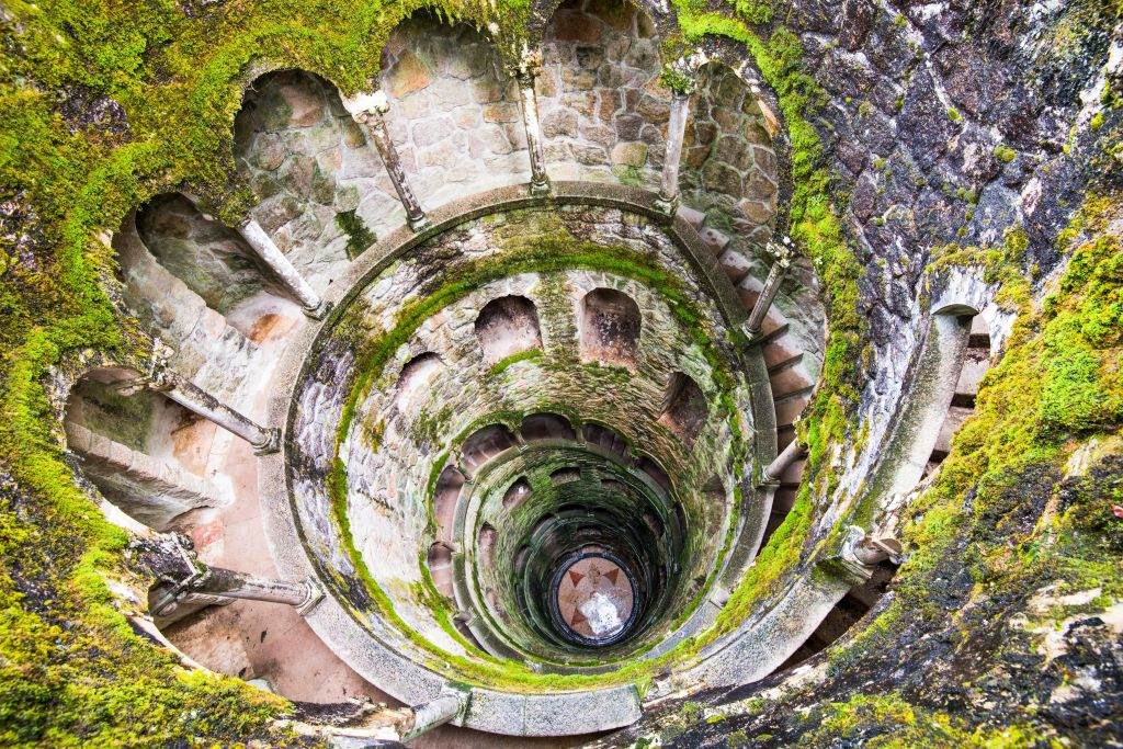 Day Trip from Lisbon: Cascais, Pena Palace & Quinta da Regaleira