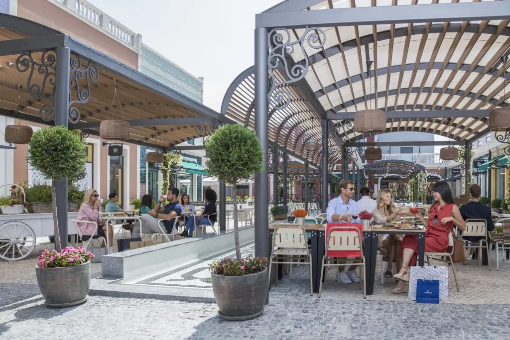 Freeport Outlet Shopping Express from Lisbon