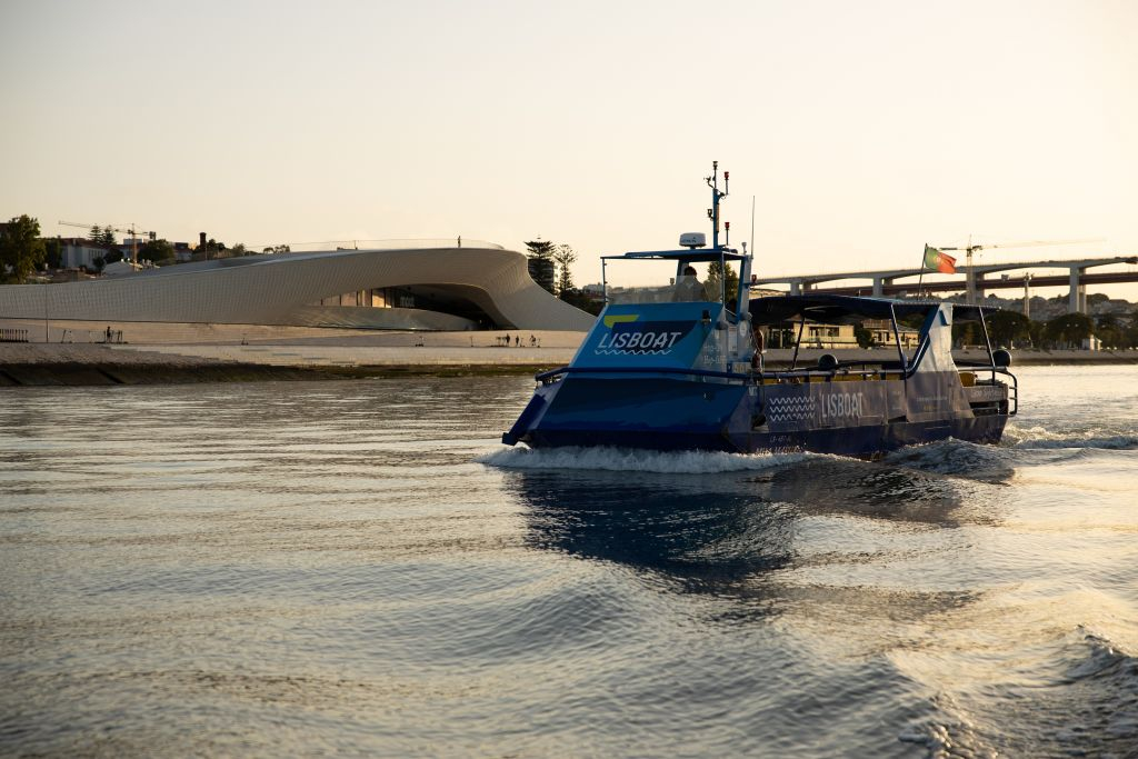 Lisbon: 1-Hour Express River Cruise by Lisboat